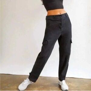 Aritzia Wilfred Free  Black Modern Y2K Cargo Twill High Rise size 12